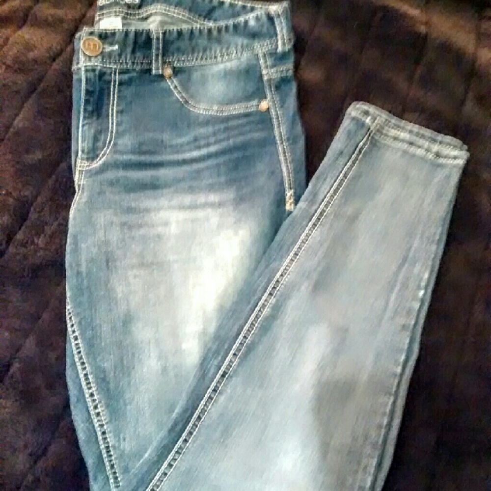 Maurice's Distressed Skinny Jeans 16